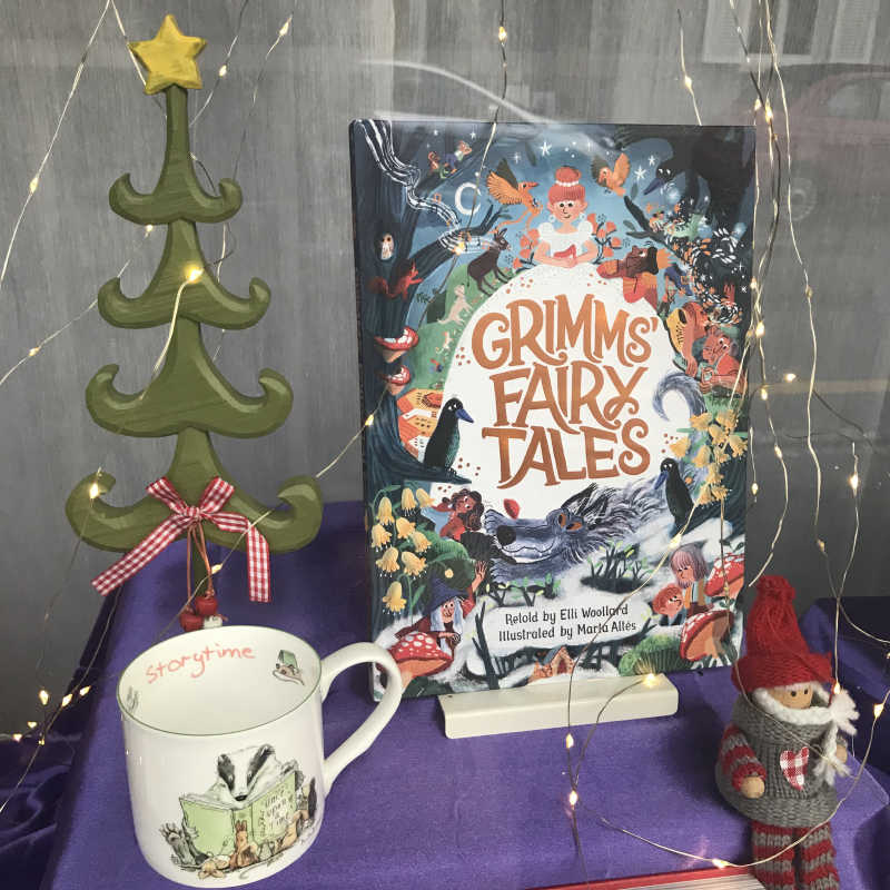 Foto von Le Petit Bookshop, Schaufenster